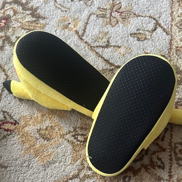 Yellow Pikachu Slippers - Picture 2 of 3